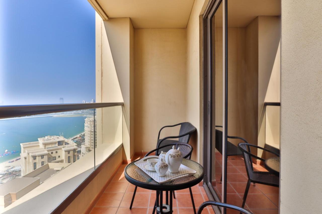Higuests - Amazing Sea Views From This 2Br Apt In Jbr دبي المظهر الخارجي الصورة